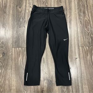 🍀 3/$30 Nike Dri-Fit Black Capri Leggings